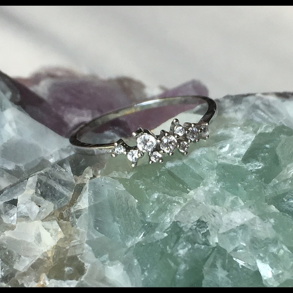 Dainty White Sapphire Ring. Size 6 - Picture 2 of 5